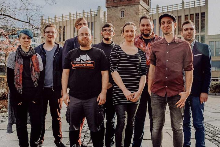 Die Kandidaten von "Chemnitz für Alle" (v.l.): Nadja Vogel, Nick Lange, Maximilian Just, Frank Meisel, Erik Neubert, Danielle Tändler, Toni Rotter, Christian Neubauer und Gerrard Schueft.