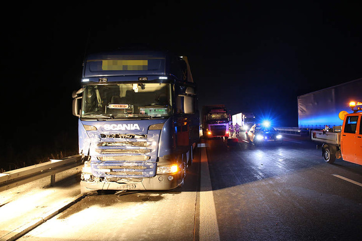 Beide Lkw-Fahrer sollen mit einem Schrecken davon gekommen sein.