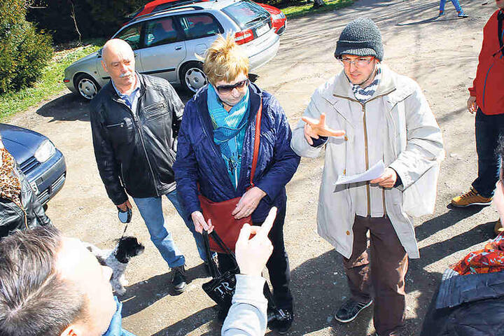 Umweltschützer
protestierten gegen
die geplante Müllverbrennungsanlage
am
Weißen
Weg.