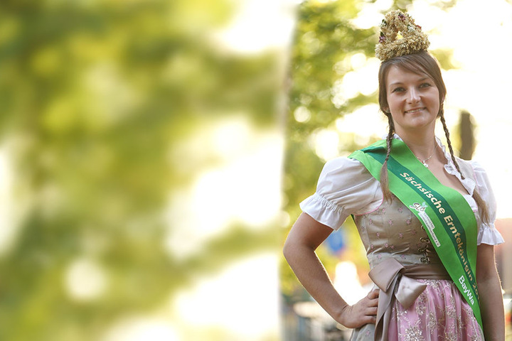 Elisabeth Dreher ist Sachsens neue Erntekönigin.