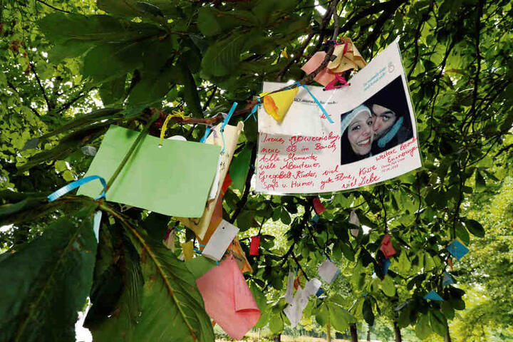 Wünsche und liebe Worte können Früchte tragen - wie ein Baum..