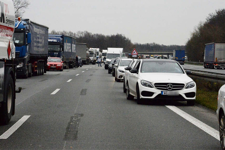 Der Verkehr hatte eine entsprechende Rettungsgasse gebildet.