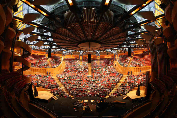 Die Kölner Philharmonie bietet tolle Live-Musik zum beliebten Disney-Film, der ebenfalls übertragen wird.