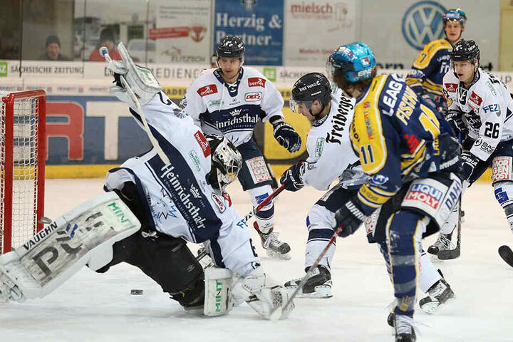 Es ist mittlerweile die fünfte Derby-Niederlage der Eislöwen.