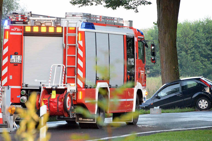 Die Frau konnte sich selbst aus ihrem Auto befreien.