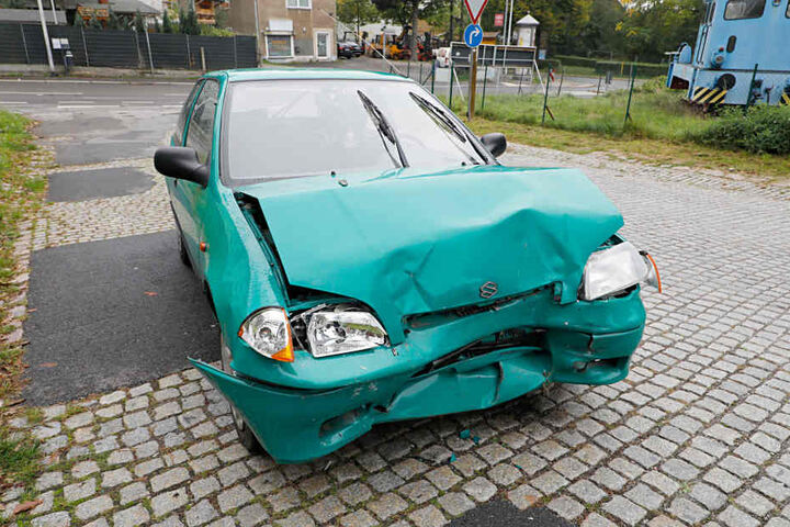 Der abgehauene Unfallfahrer parkte seinen Suzuki Swift in einer Nebenstraße.