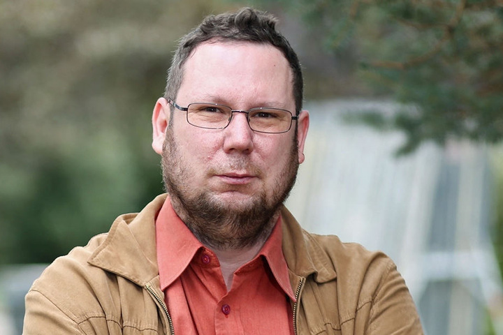 Michael Richter (41), Stadtrat und Mitglied der Partei DIE LINKE, wurde Opfer
der Terror-Gruppe.