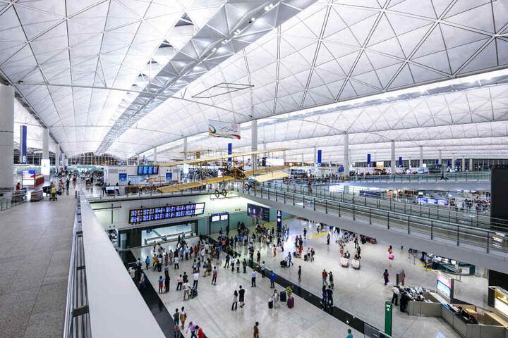 Der Hongkonger Flughafen gilt als einer der verkehrsreichsten Airports der Welt (Symbolbild).