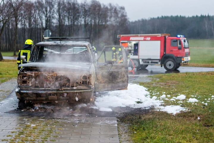 Wurde das Auto angezündet, um Spuren zu verwischen?