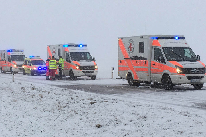 Mit einem Großaufgebot waren die Rettungskräfte vor Ort.