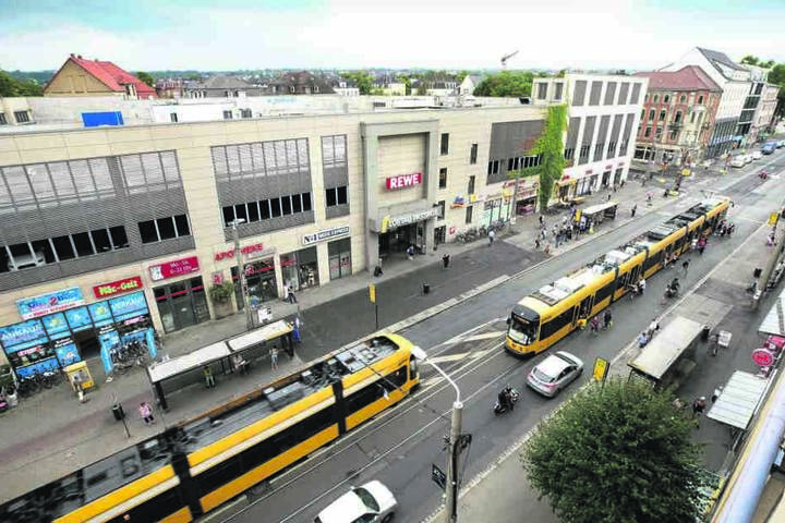 Im unteren Bereich der Kesselsdorfer Straße entsteht die neue
Zentralhaltestelle.