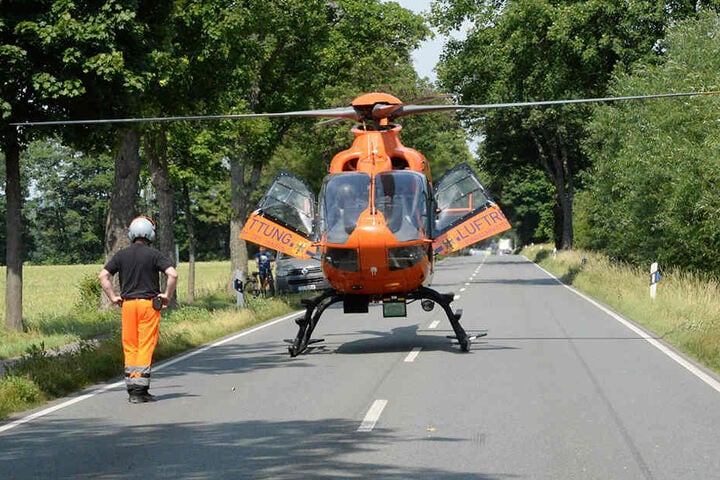 Ein Rettungshubschrauber brachte den Jungen ins Krankenhaus.