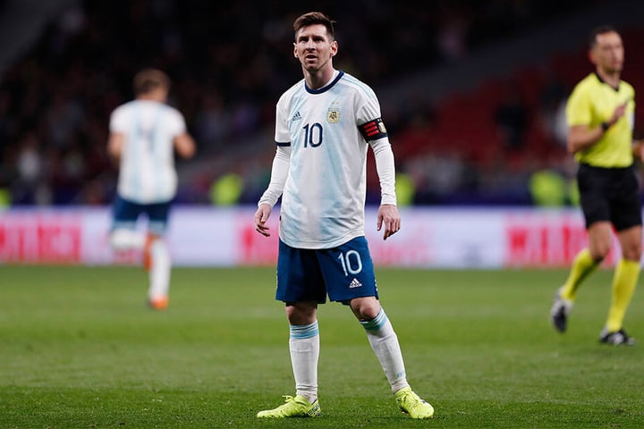 Ratlos in Madrid: Der fünffache Weltfußballer vom spanischen Fußball-Topklub FC Barcelona.