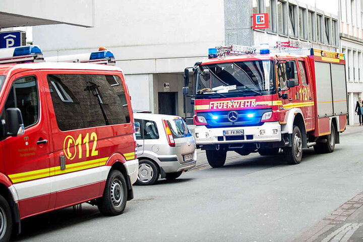 16 Feuerwehrmänner waren im Einsatz.