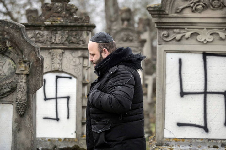 Hasskriminalität richtet sich etwa gegen Juden. (Symbolbild)