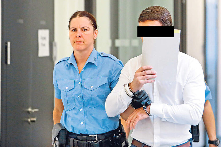 Daniel S. (37) schweigt zum Vorwurf, einer der Bandenchefs zu sein.