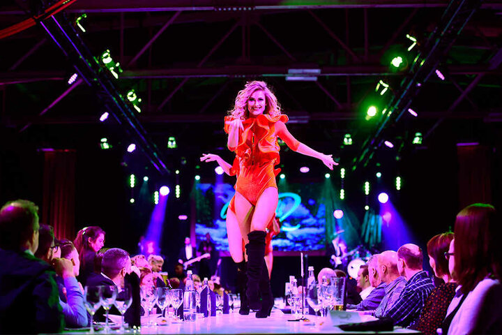 Die Chemnitzer Dinnershow "Moments 3" sorgt vom 15. November bis 12. Januar wieder für besondere Abende im "Kraftverkehr".