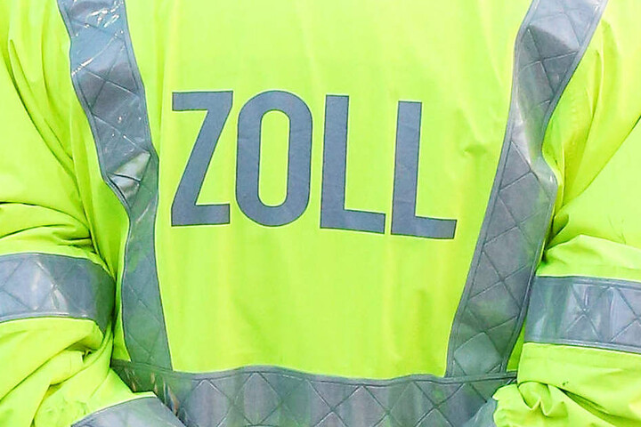 Laut einem Zoll-Sprecher handelt es sich um "organisierte illegale Beschäftigung" (Symbolbild).
