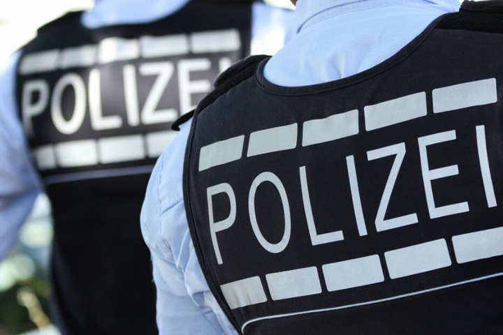 Die Polizei ermittelt nun, wie es zu dem Unfall kommen konnte. (Symbolbild)
