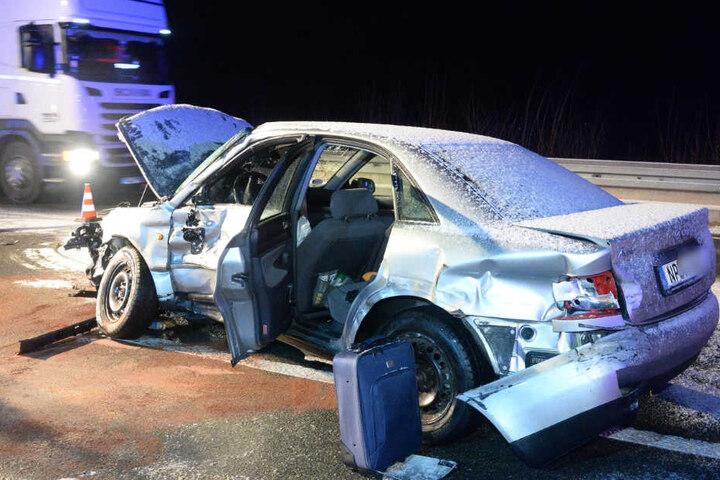 Der Audi konnte nach dem Crash nicht mehr weiterfahren.