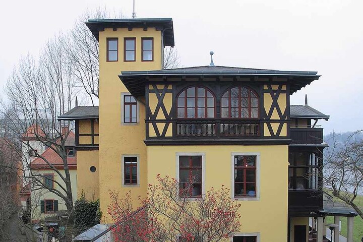 Die Villa ist heute fein saniert und ein beliebtes Restaurant.