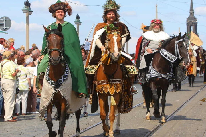 Der Fürstenzug 2008 beim Dresdner Stadtfest.