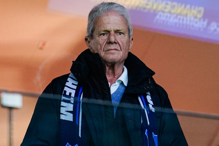 Dietmar Hopp glaubt an einen erfolgreichen Rückzug von Uli Hoeneß beim FC Bayern München.