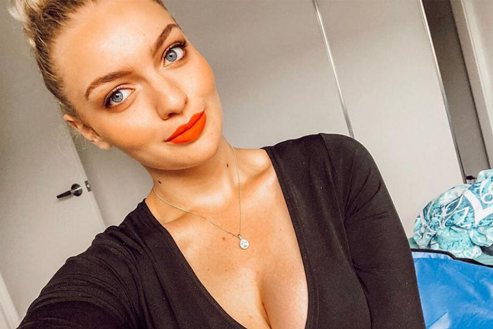 Josephine Desgrand (19) auf einem aktuellen Selfie.