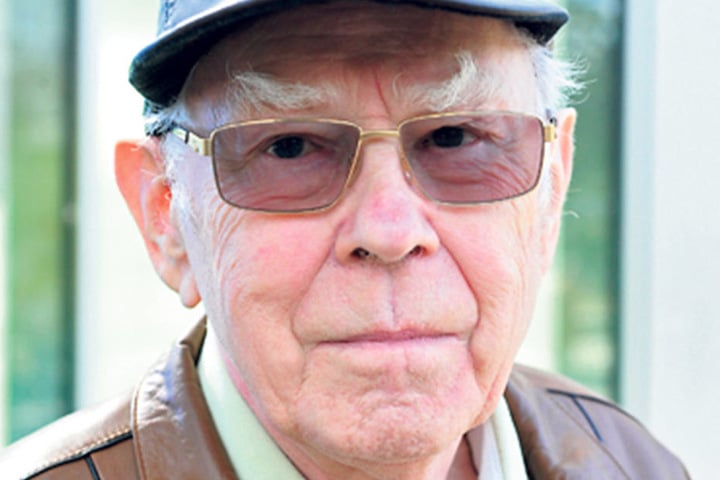 Otto Herr
(82), Rentner
aus
Chemnitz:
„Als alter
Chemnitzer
wähle
ich wie
immer Die
Linke.
Das sind
für mich die einzigen, die etwas
Vernünftiges tun.“