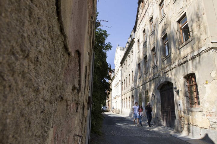 Im Stadtteil Elsteraue soll wieder Leben in die Fabrik-Ruinen einziehen.
