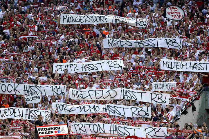 Auch in der Bundesliga schlägt RB der geballte Hass entgegen.