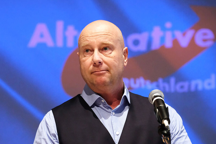 Jan Zwerg sprach auf der Versammlung von "Kretschmers Stasi".