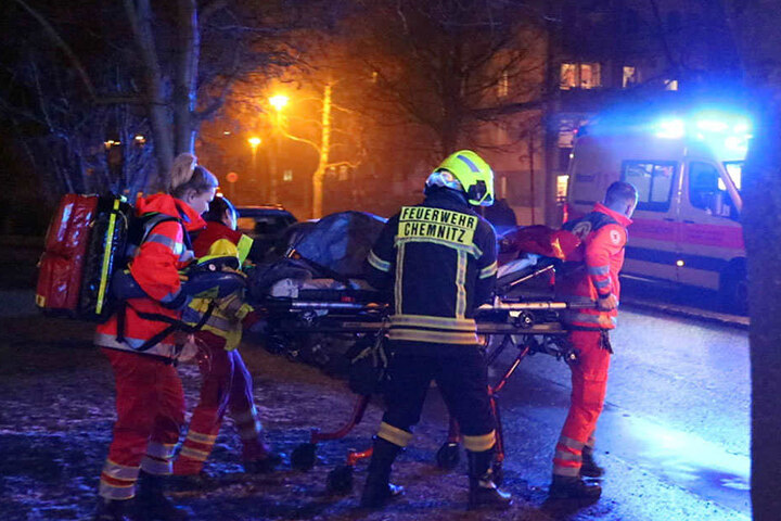Bei dem Brand konnte eine Person nur noch tot geborgen werden.