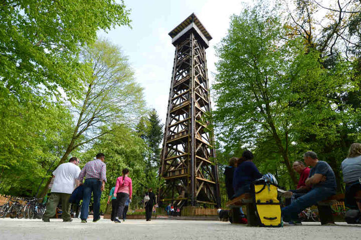 Wahrzeichen mit Ausblick: Der Goetheturm galt vor allem für Familien als Wochenend-Ausflugsziel.