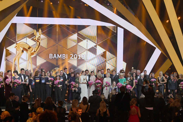 Die Preisträger und Laudatoren der Bambi-Verleihung 2019.