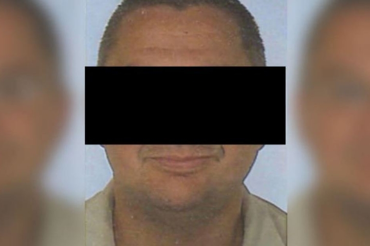 Der 53-jährige Angeklagte hat eine 24-Jährige und ihr Kind auf dem Gewissen.