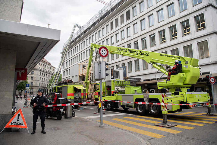 Die Polizei hat das Gebiet weiträumig abgesperrt.