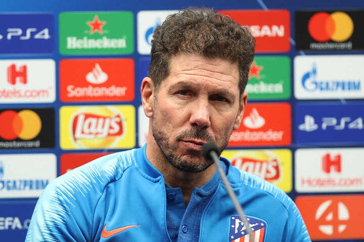 Diego Simeone scheint dem SSC Neapel in der Causa James wohl in die Suppe gespuckt zu haben.