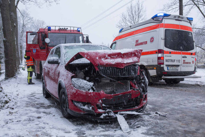 In Tannenberg krachten zwei Autos zusammen.