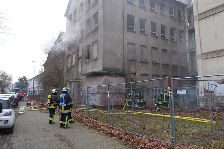 Das Temde-Gebäude stand in Flammen.