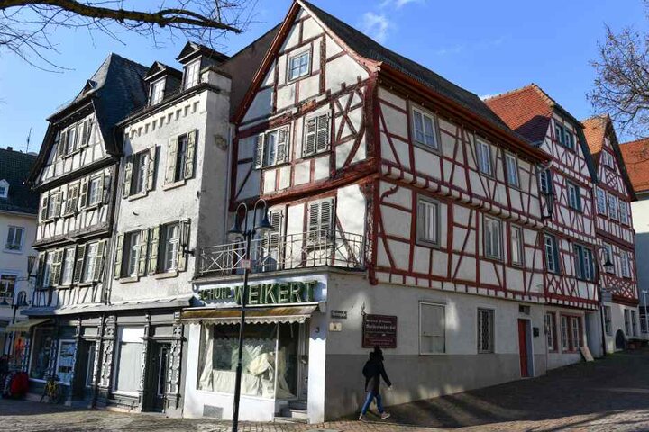 Alles auf neu: Der Marktplatz kriegt einen frischen Anstrich.