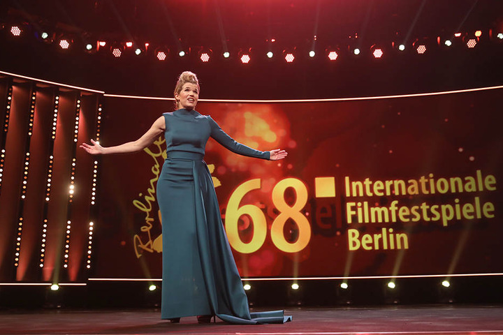 Moderiert wird der Abend von Anke Engelke.