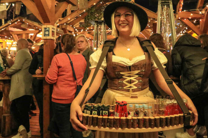 Bis zum 31. Dezember hat das Winterdorf ab sofort täglich geöffnet.