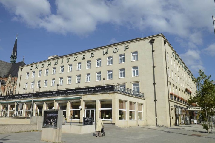 Chemnitz steckt in einer Tourismuskrise, die Übernachtungszahlen brachen drastisch ein.