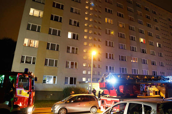 In diesem Wohnblock hatte es am Wochenende einen SEK-Einsatz gegeben.