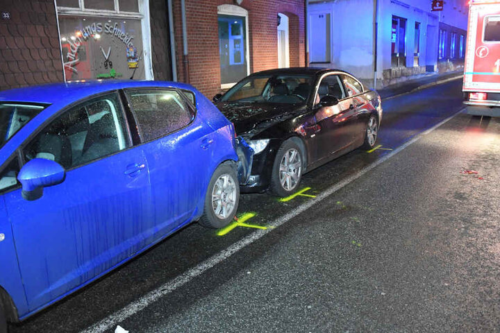 Mit hohem Tempo knallte der BMW auf das Heck des Seat.