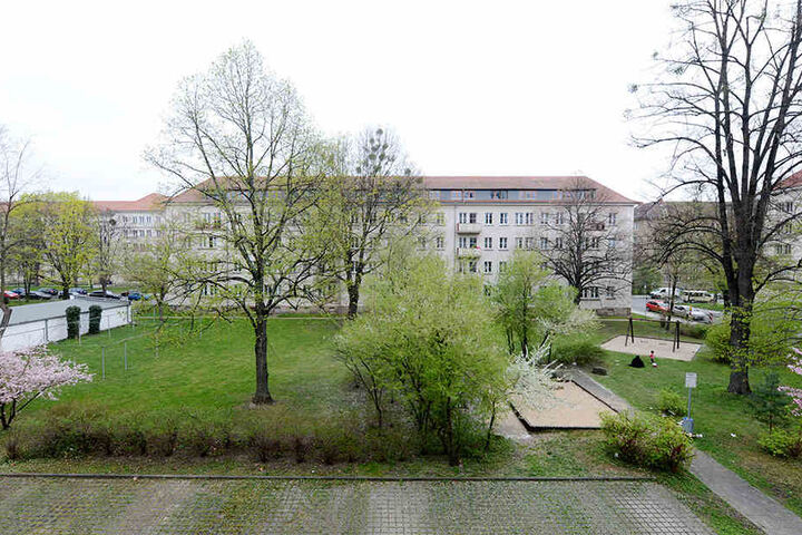 Auslöser des Streits: In diesem Innenhof würde die Vonovia gerne hundert neue Wohnungen bauen.