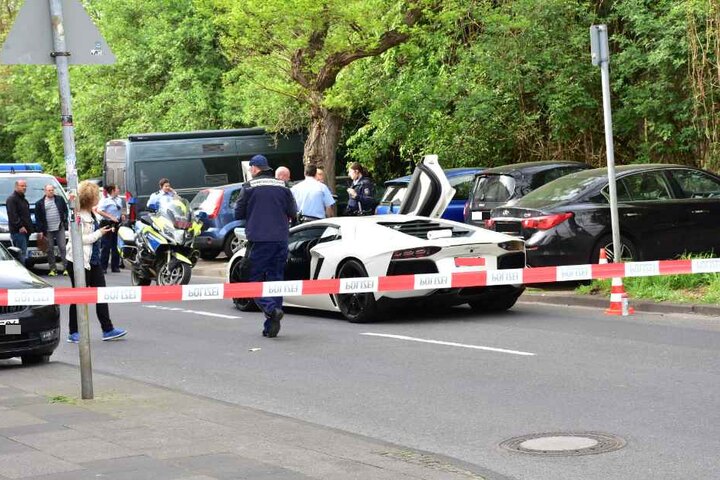 Die Ermittlungen der Kriminalpolizei sind in vollem Gange.