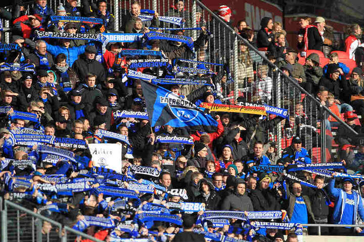 Die Reise nahmen auch die SCP-Fans auf sich.