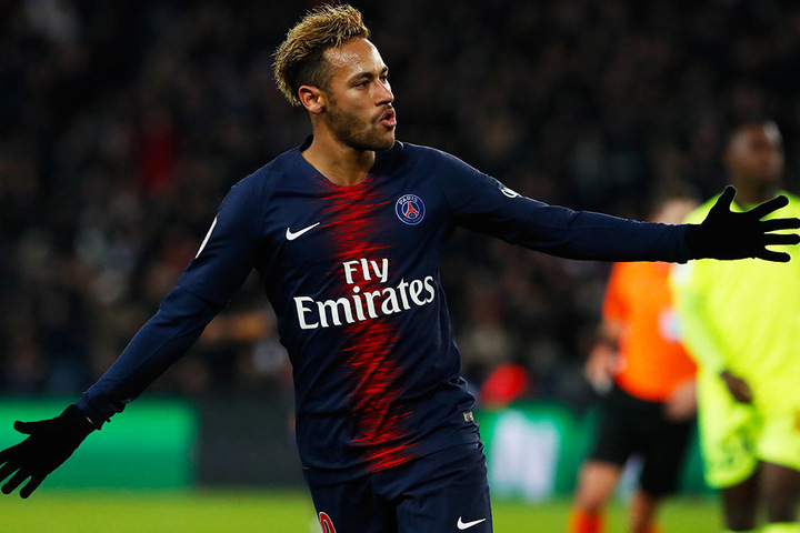 Sportlich läuft es hingegen bei Paris Saint-Germain und Neymar.